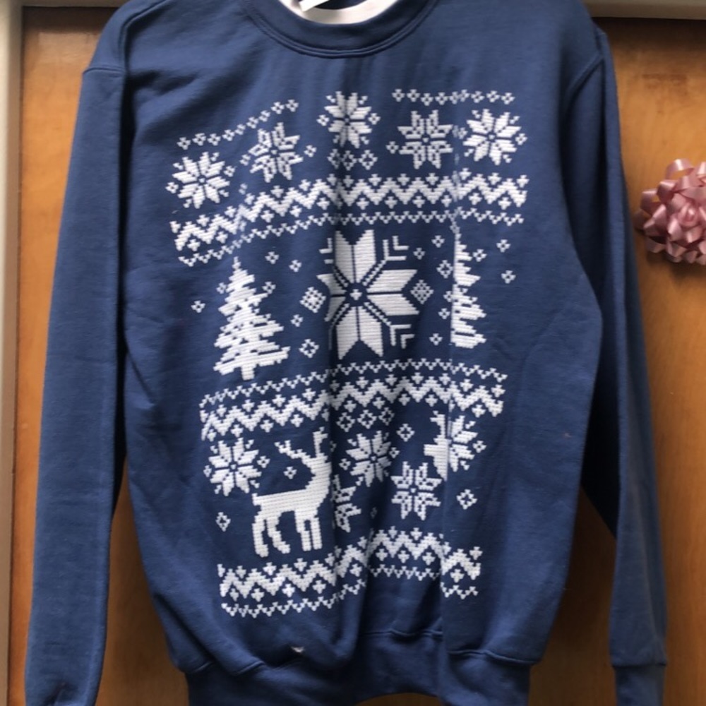 Holiday sweater!!
